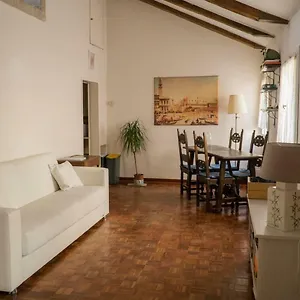 Attic In San Marco Appartamento Venezia